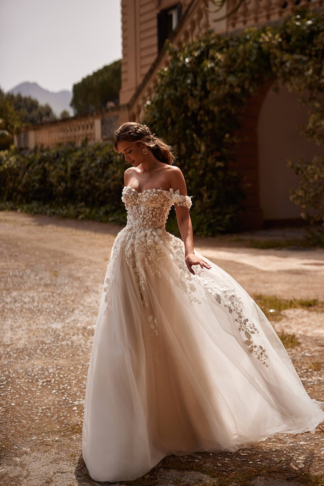 Wedding dress Mia Wedding dress Mia