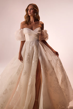 Plain wedding dress with printed gipure Berta DAMA Couture (main picture)