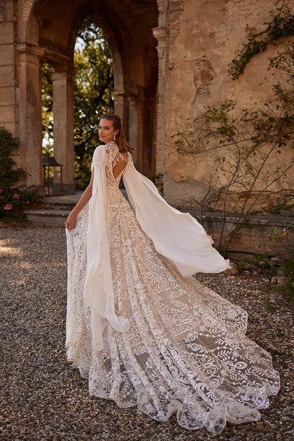 Bohemian wedding dress Cassidy with sleeves for destination wedding from DAMA Couture (main picture)