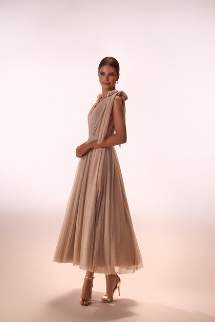 Short classic evening dress Cin Cin Gold from DAMA Couture (additional studio photo)