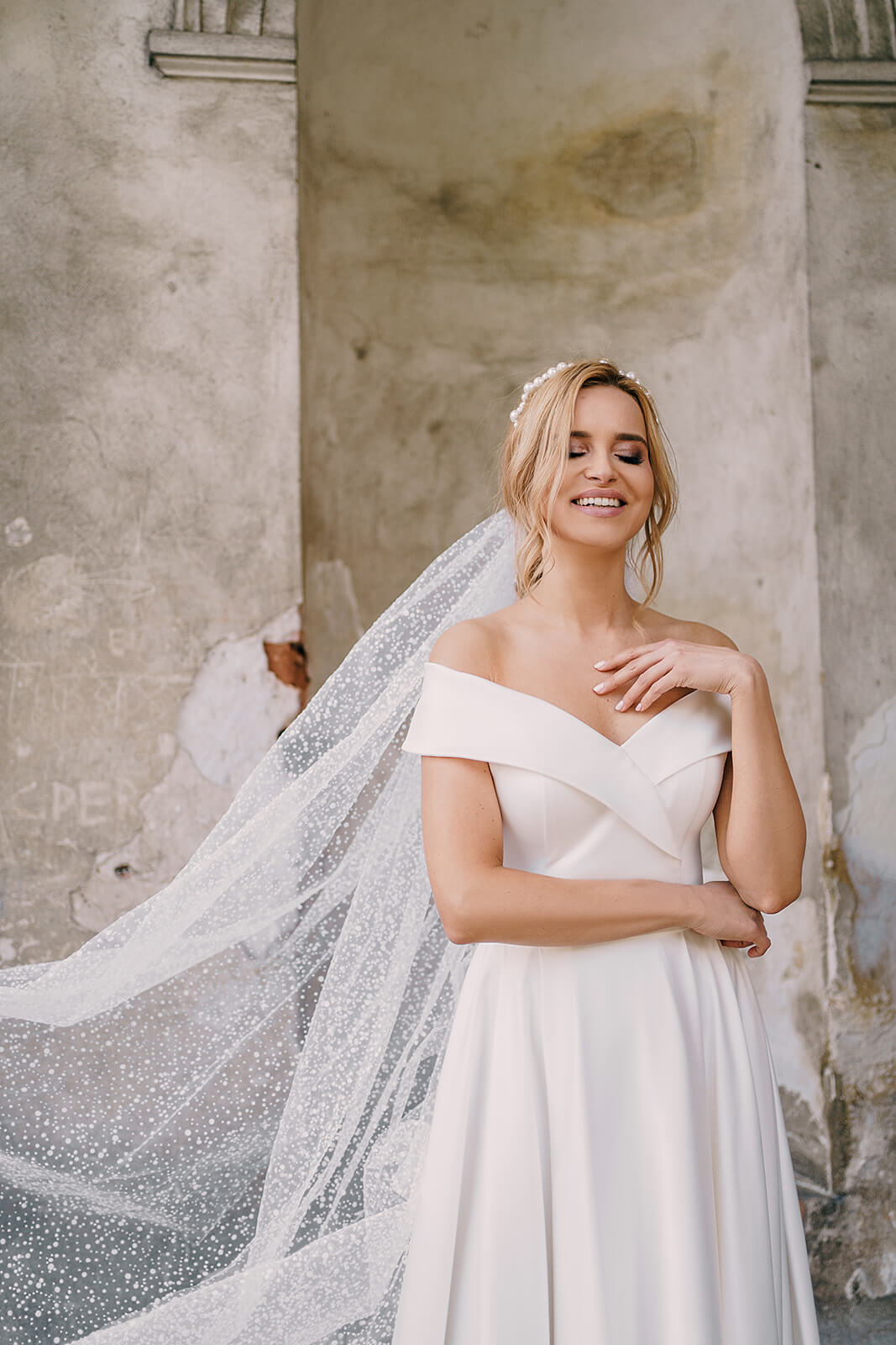 Cathedral snowdrop veil – detail of the cathedral wedding veil.