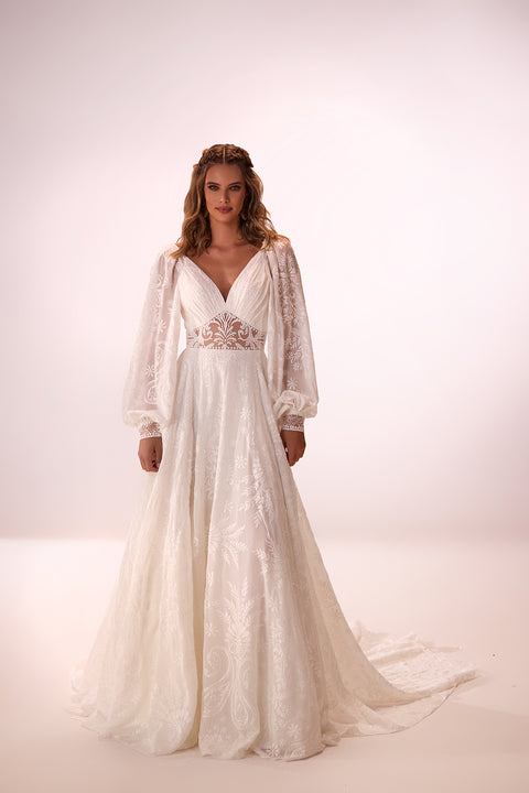 Bohemian wedding dress with long sleeves Ellianna from DAMA Couture (main photo)