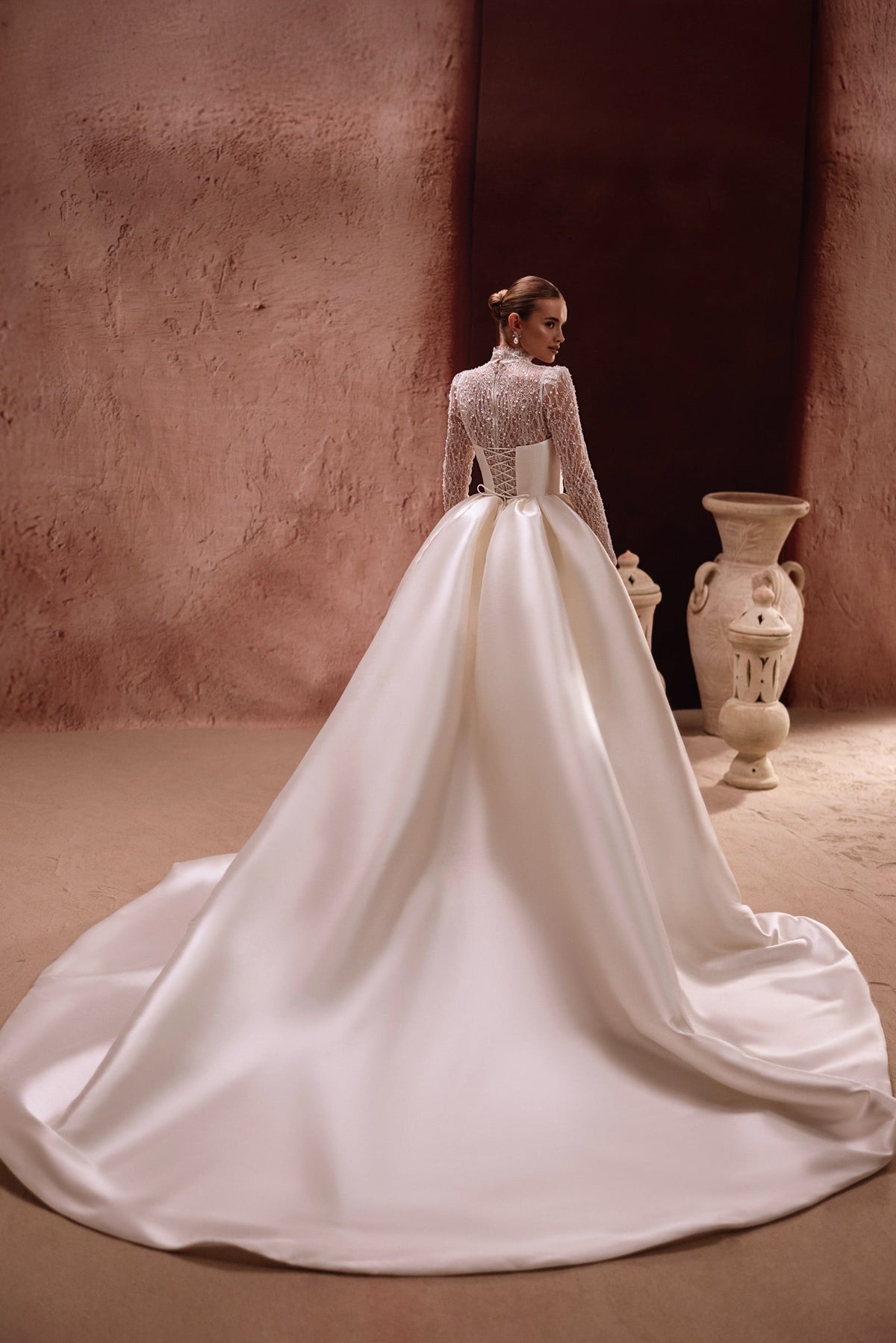 Henriette – bridal overskirt by DAMA Couture.