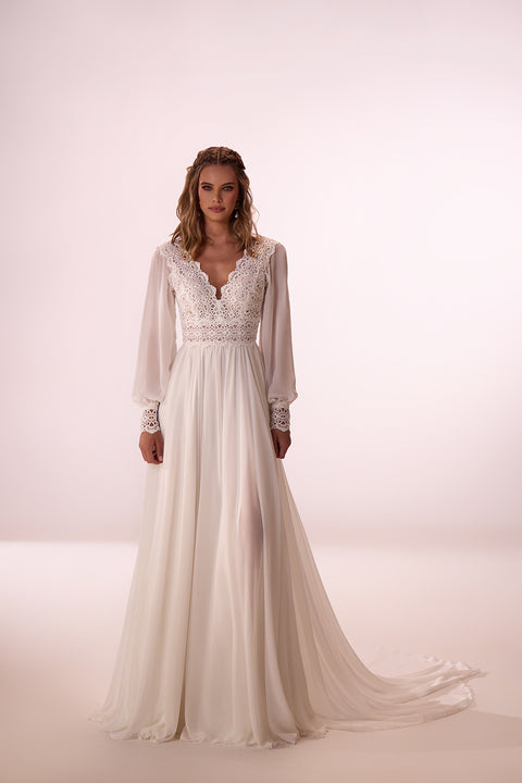 Bohemian chiffon wedding dress with long sleeves Ophelia from DAMA Couture (main photo)