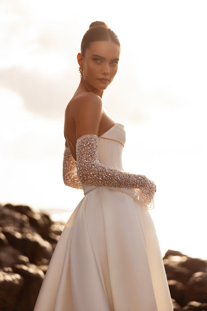 Wedding dress Sarabi