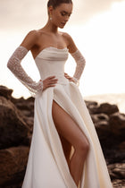 Wedding dress Sarabi