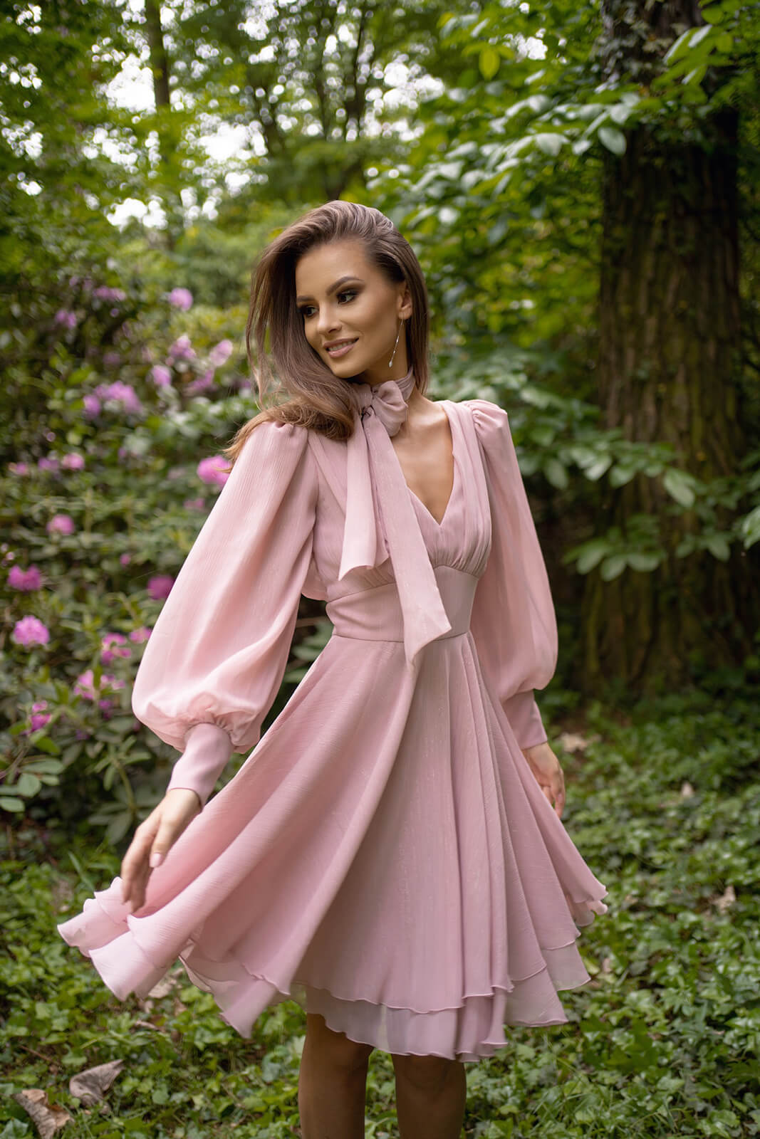 Poppy Pink – short evening dress by DAMA Couture.