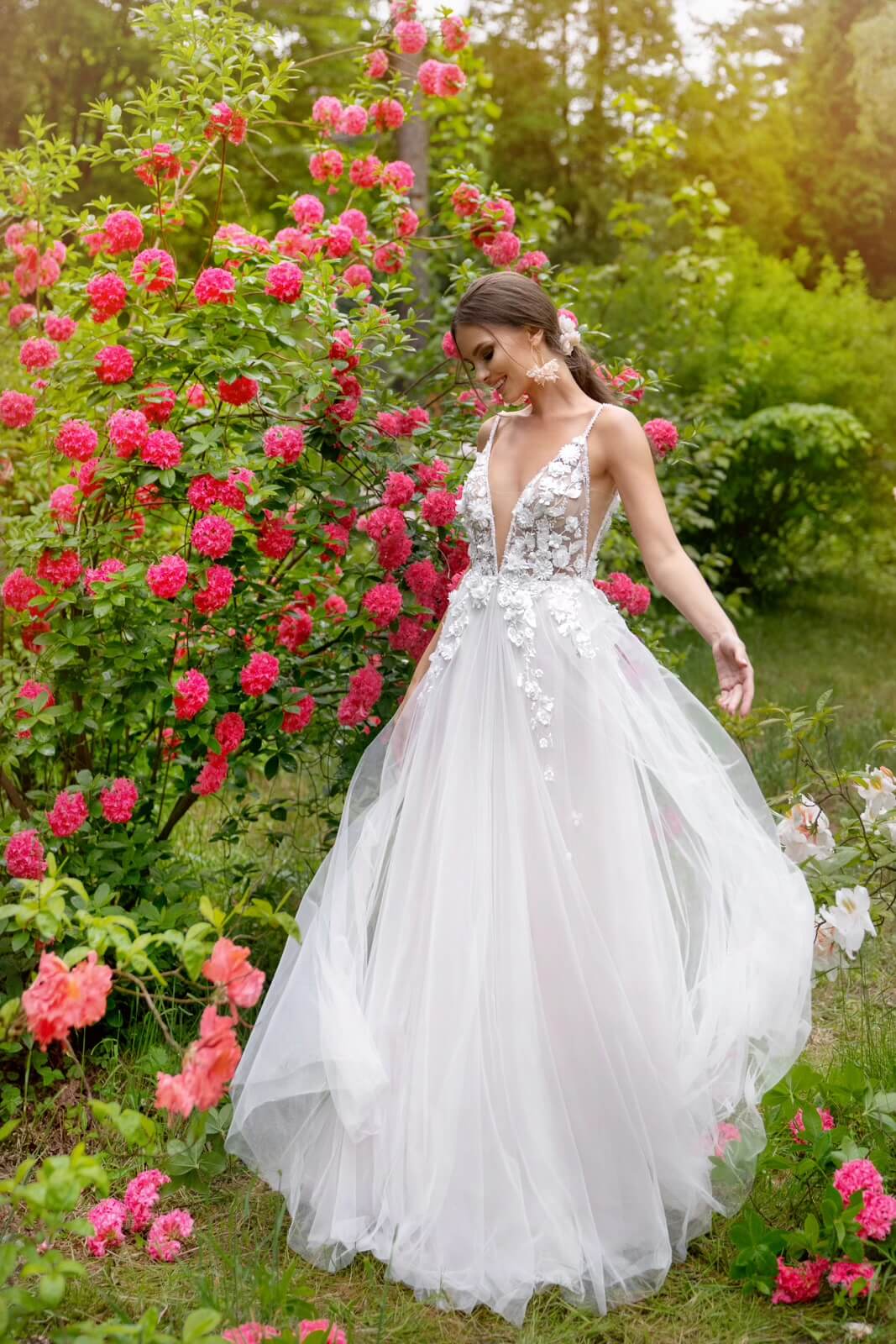 Alissa – wedding dress, full silhouette.