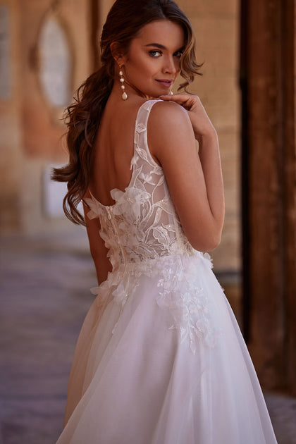 Wedding dress Lucy Wedding dress Lucy