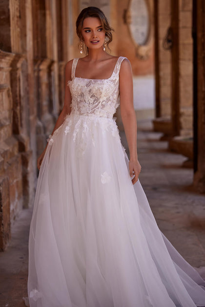 Wedding dress Lucy Wedding dress Lucy