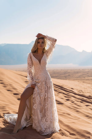 Wedding dress Onava – DAMA Couture A-line wedding dress.