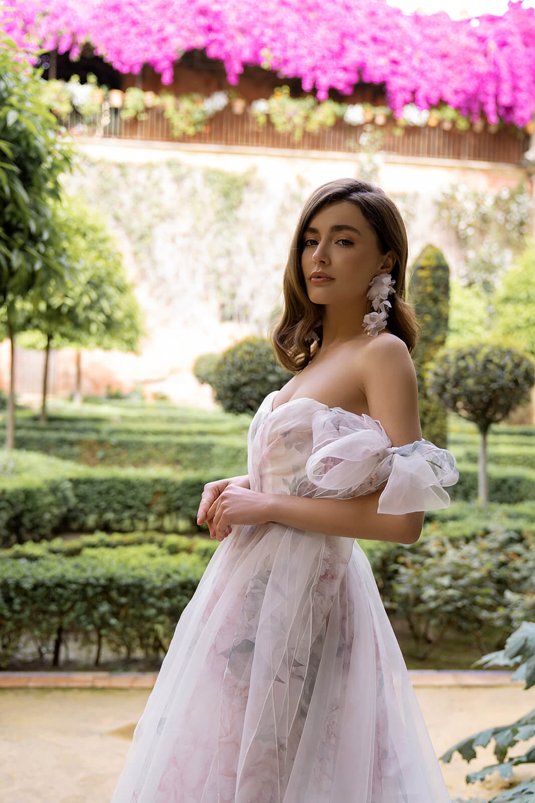Wedding dress Peony – wedding dress by DAMA Couture.