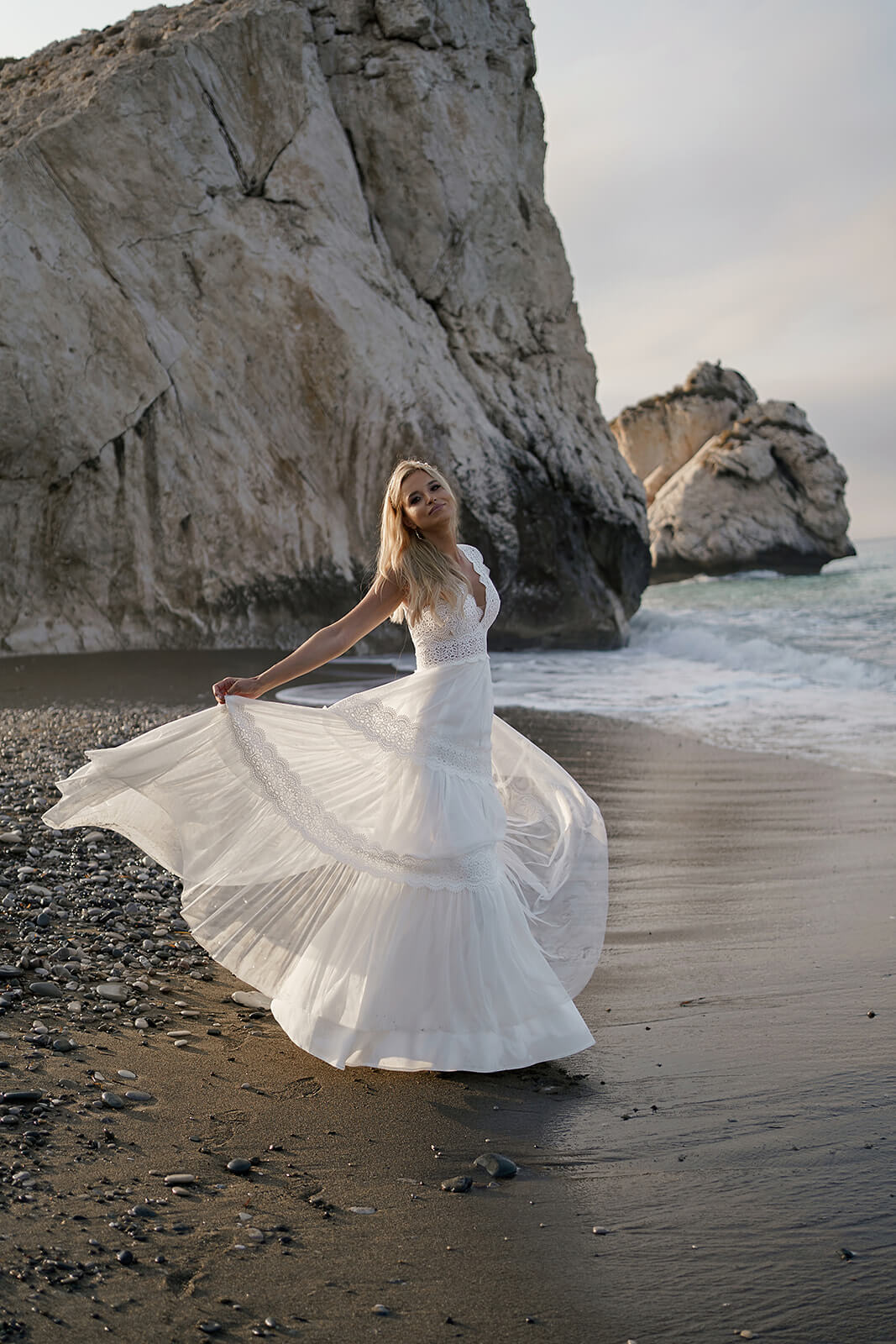Wedding dress Lidia – A-line bridal gown, DAMA Couture.
