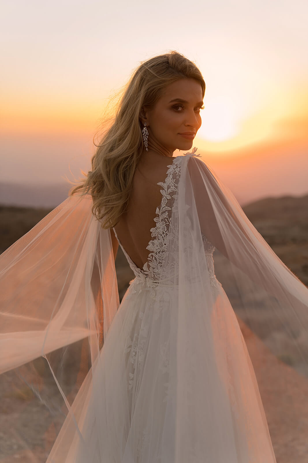 Wedding dress Linda – DAMA Couture A-line wedding dress.