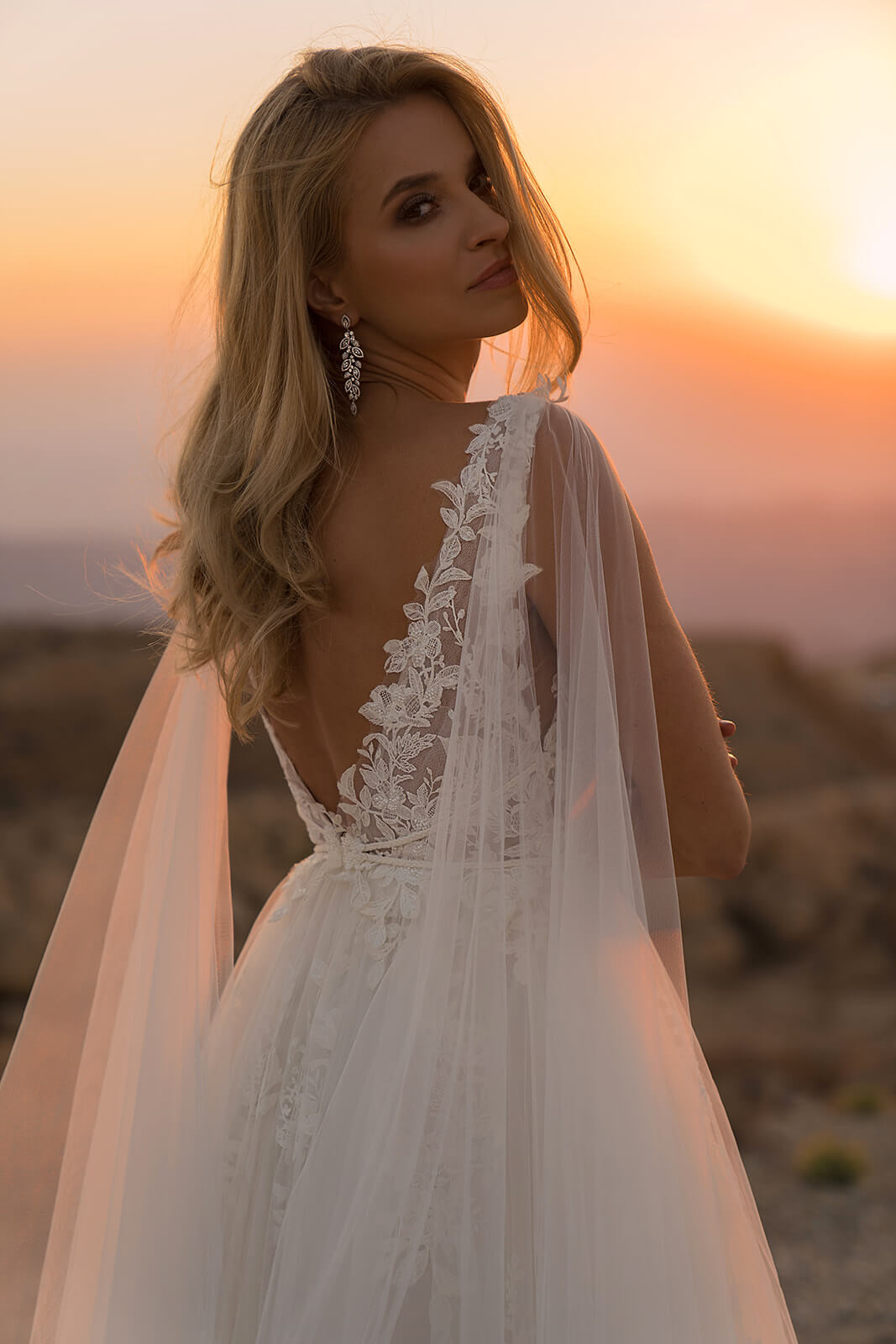 Wedding dress Linda – DAMA Couture A-line wedding dress.
