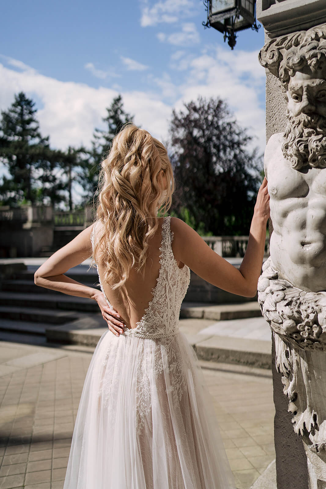 Livia – wedding dress, full silhouette.