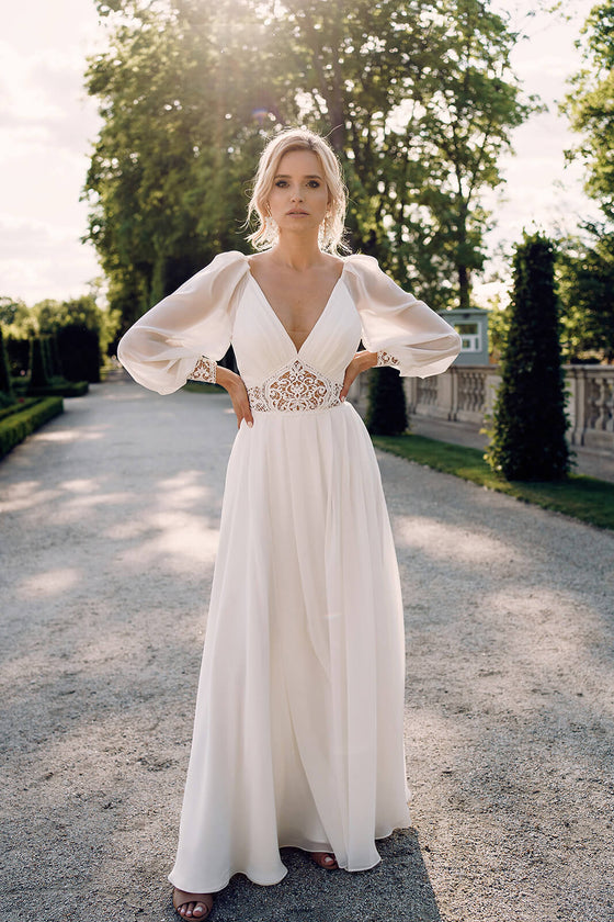 Safona – wedding dress, DAMA Couture.