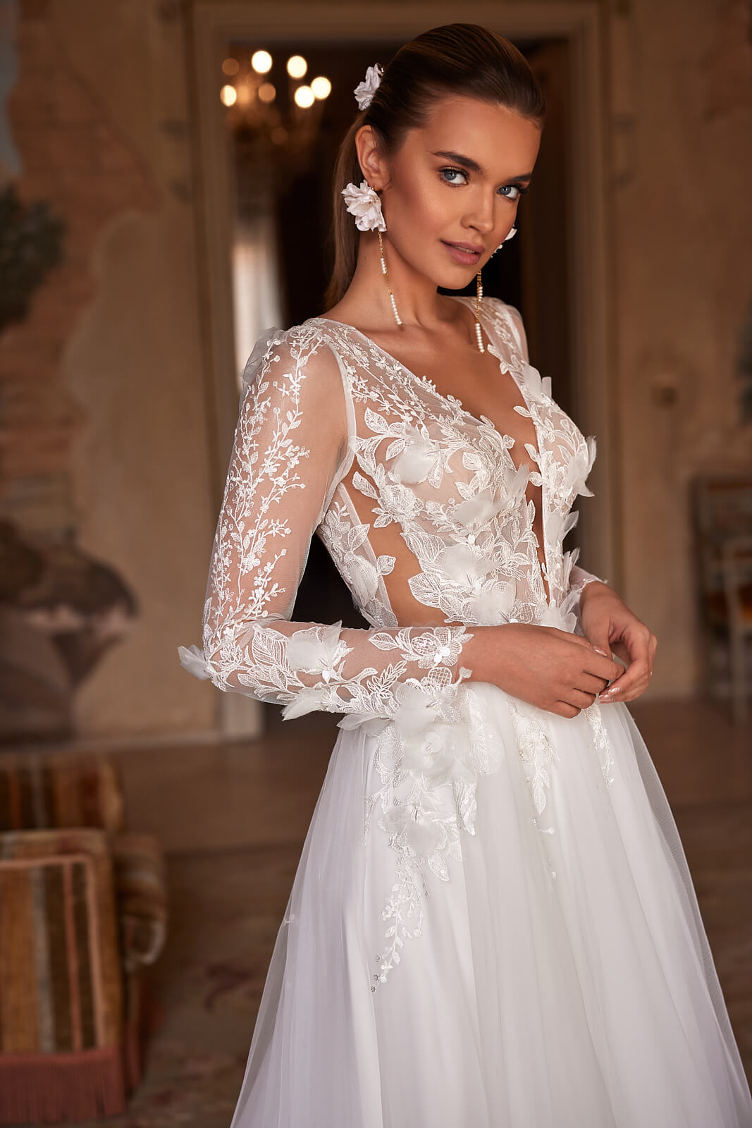 Wedding dress Octavia – A-line wedding dress with long sleeves, DAMA Couture.