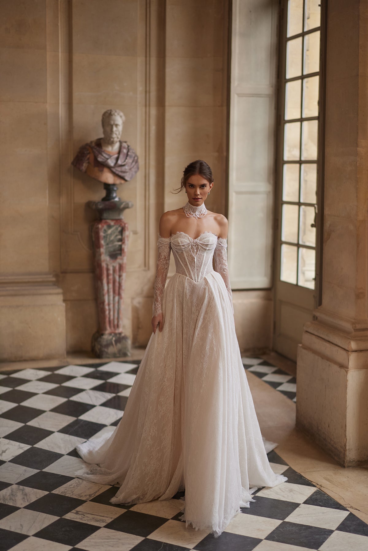 Blanche wedding dress – A-line bridal gown with a beaded corset, soft lace skirt and off-the-shoulder sleeves.