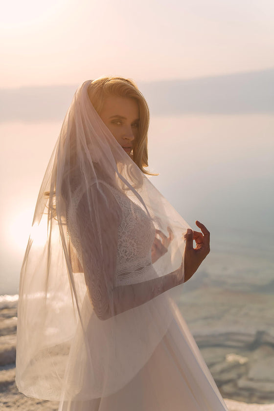 Regular veil – wedding veil by DAMA Couture.