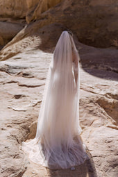 Long veil