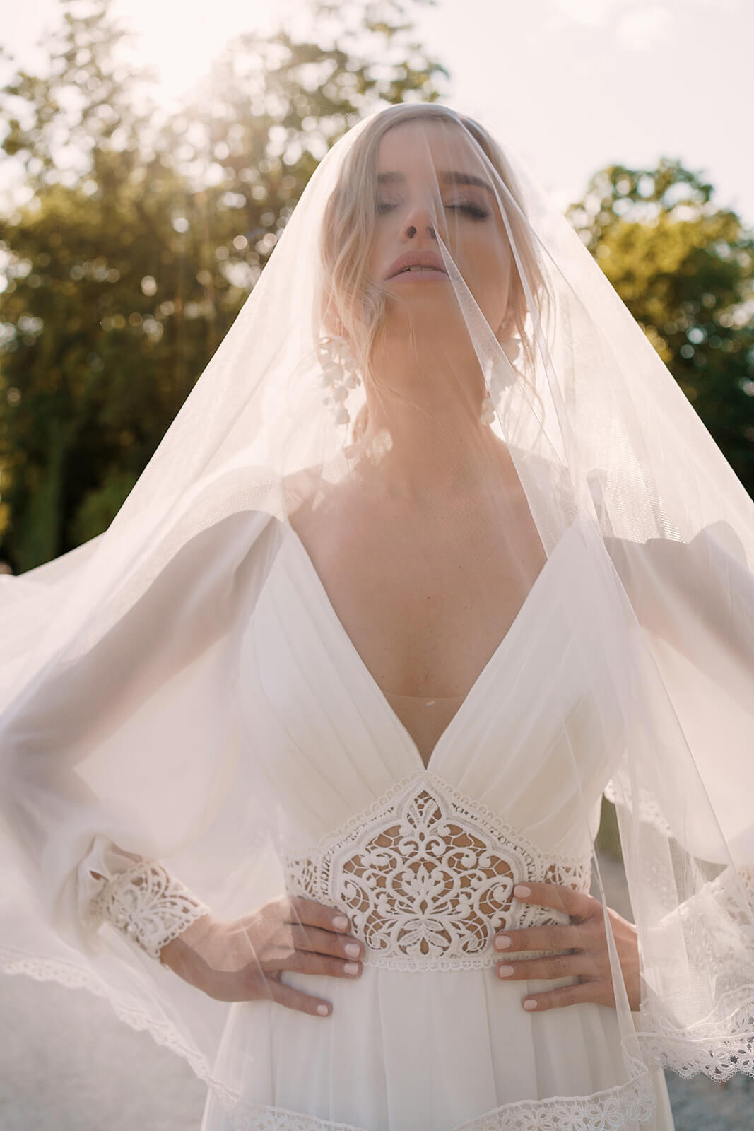 Cathedral vintage veil – cathedral wedding veil in motion.