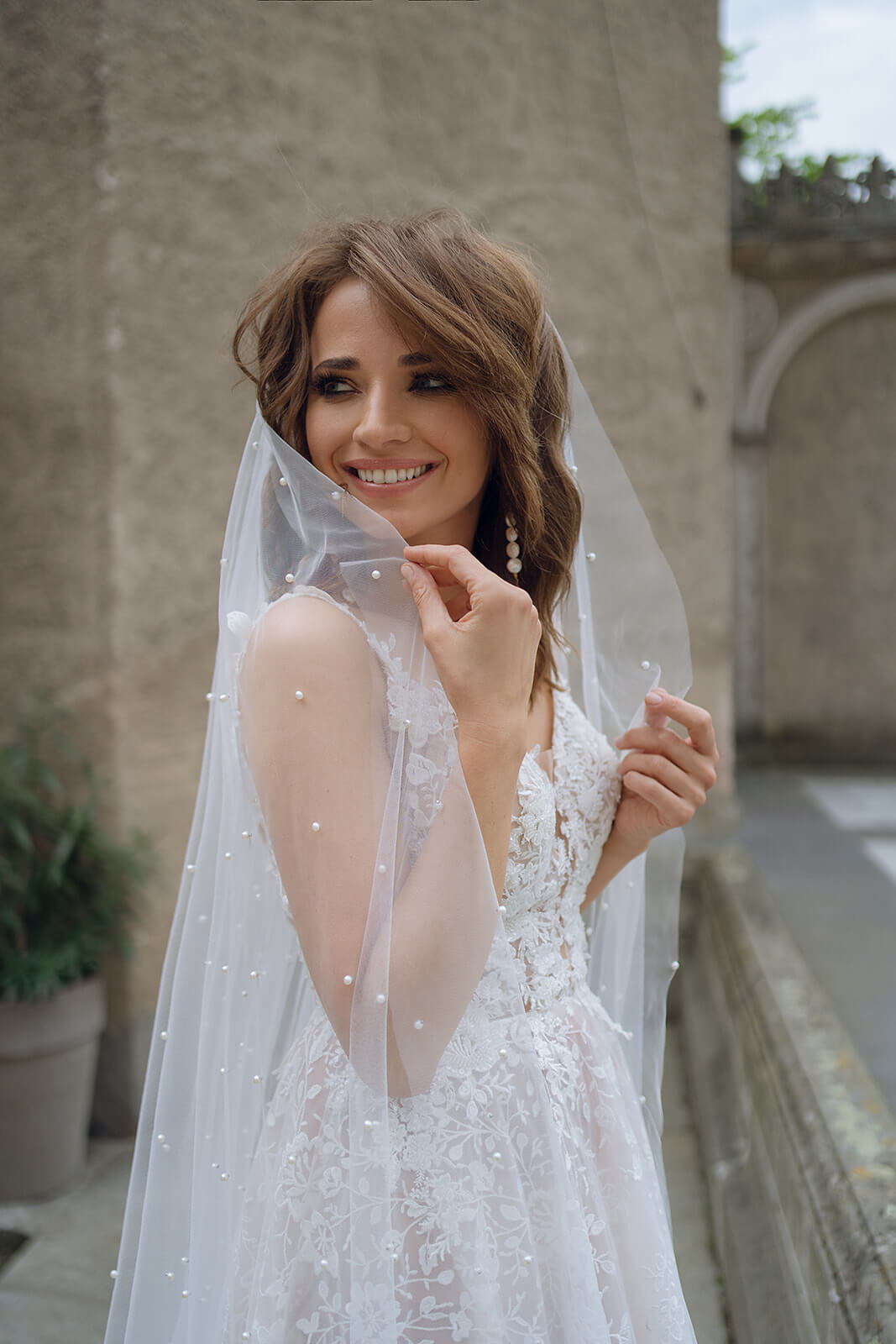 Cathedral pearl veil | DAMA Couture