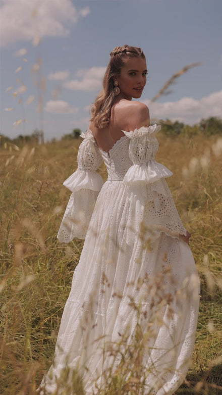 Bohemian lace wedding dress Giselle from DAMA Couture (campaign video)