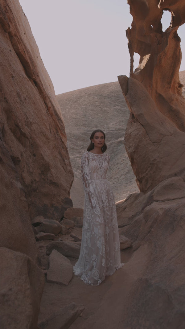 Wedding dress Dune