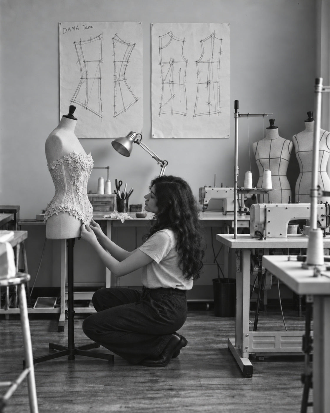 Klaudia arranging lace on the Tara bodice